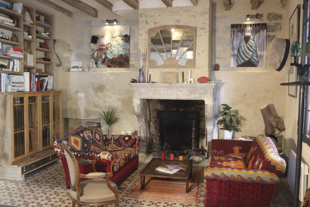 La Casa De Boulbon Bed & Breakfast Oda fotoğraf
